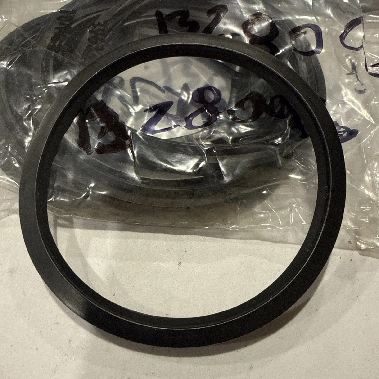 GM 8627627 Intermediate Clutch Inner Lip Seal for TH400 / 475 / 3L80 3-Speed image 4