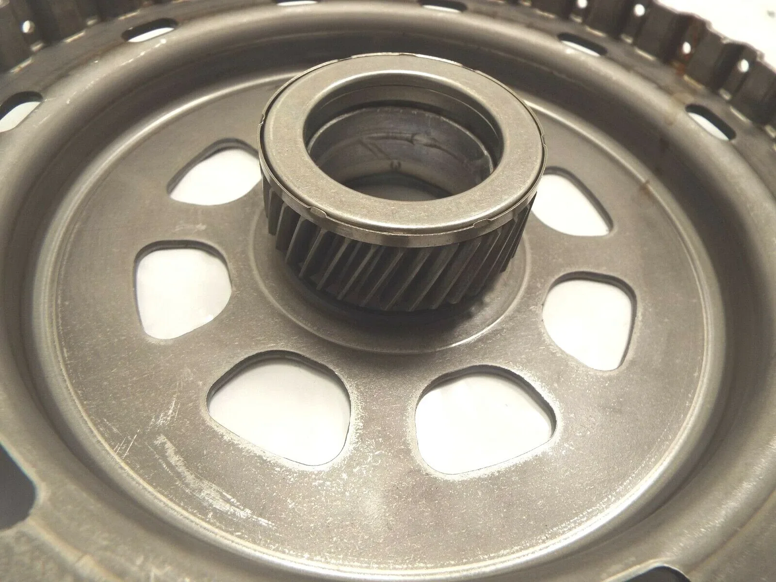 GM 6T40 / 6T45 Output Sun Gear with Bearing image 4