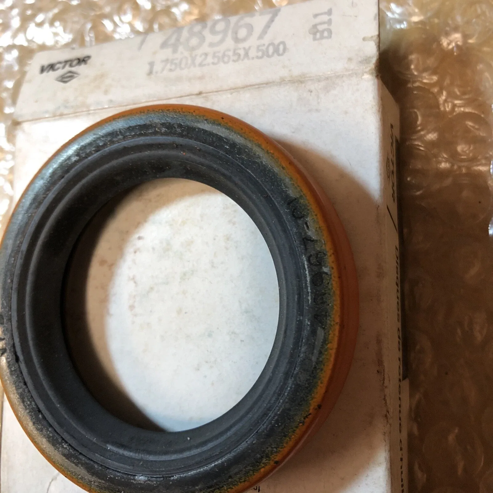 Victor 48967 Oil / Multi-Purpose Seal (Nitrile)