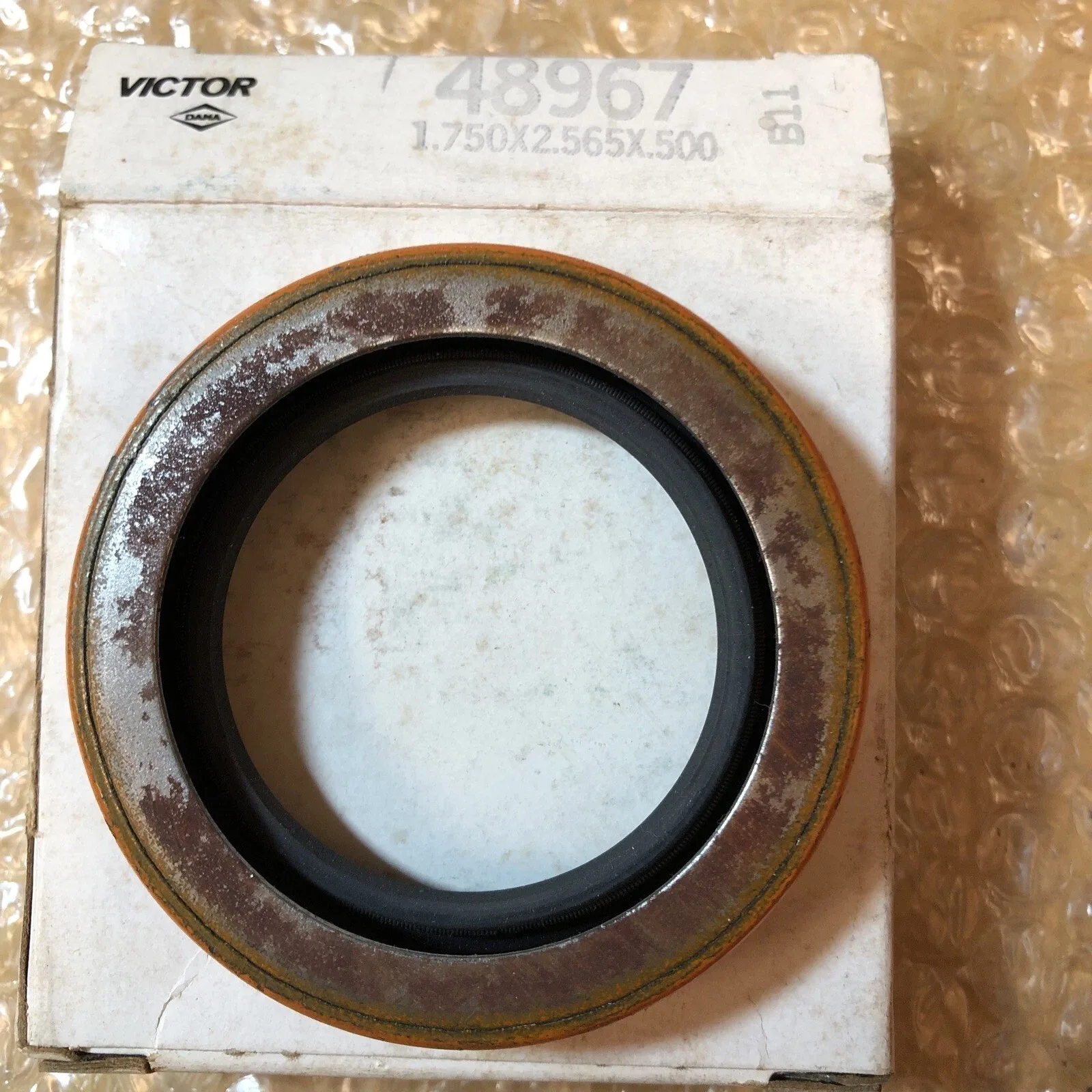Victor 48967 Oil / Multi-Purpose Seal (Nitrile) image 2