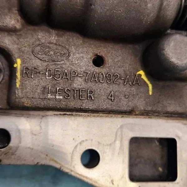 1976 Ford F100 Transmission Valve Body 419.FD8476 image 2