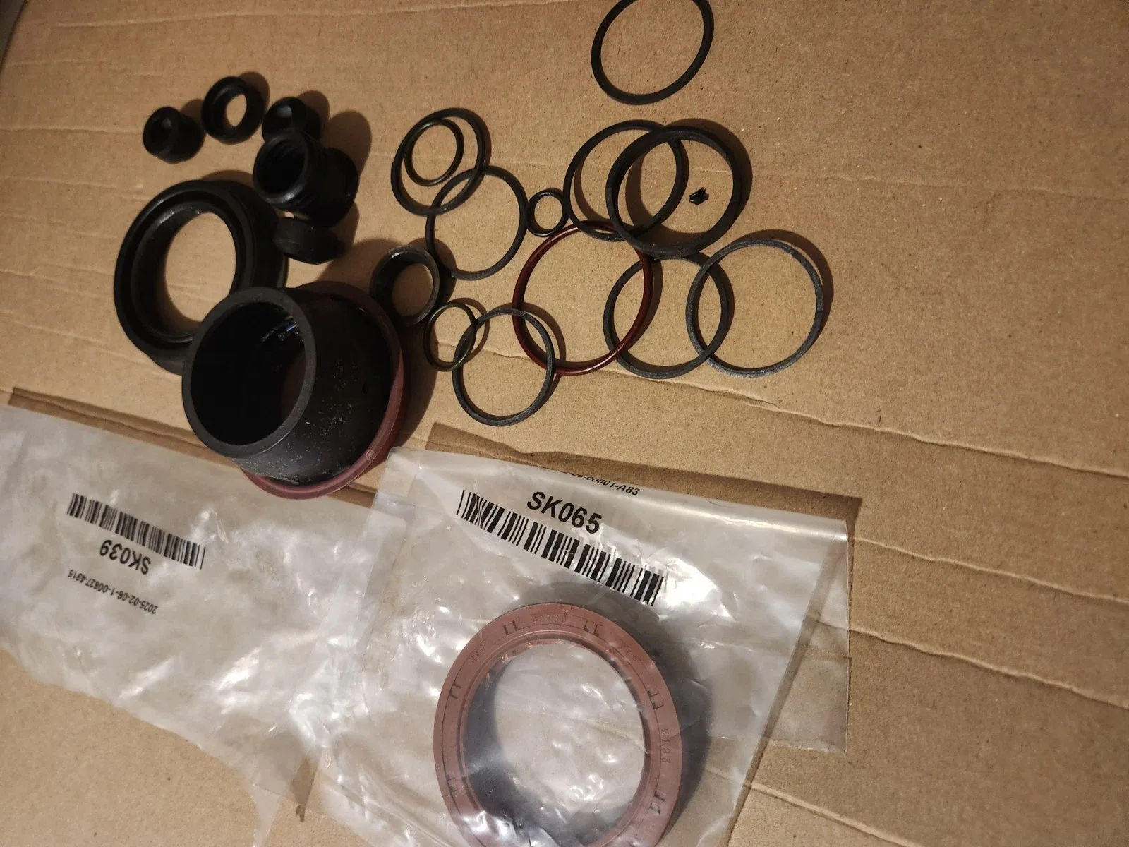 2007+ Mopar Front Pump Metal Clad Seal Assembly 128400 for 45RFE / 5-45RFE / 65RFE image 2