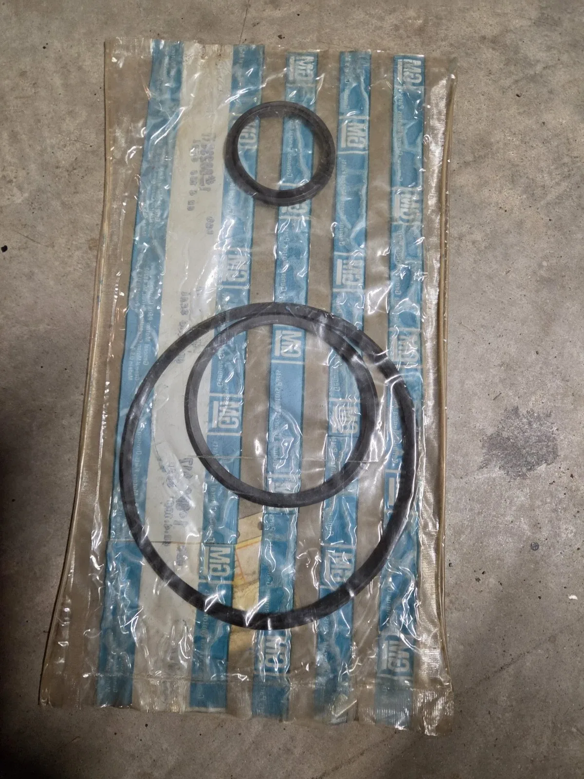GM 8623917 Transmission Seal – NOS Rubber Seal image 3