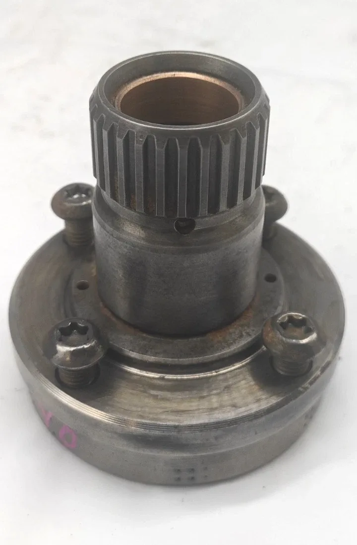 TJS 440-T4 Transmission Converter Reactor Valve Body - Used image 4