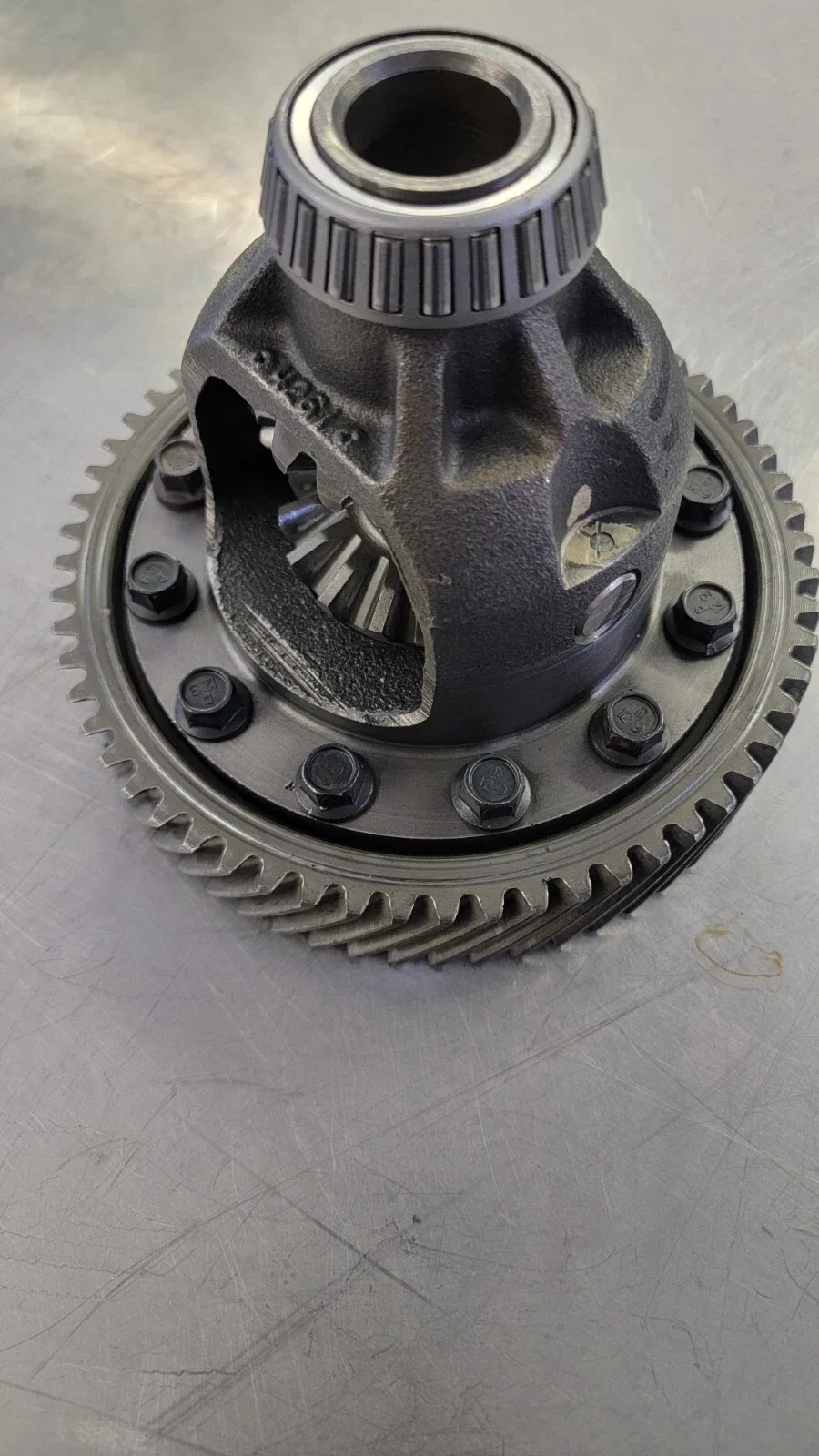 Chrysler A604 Differential 92716AE (Used) — 22 Roller Bearings Both Sides