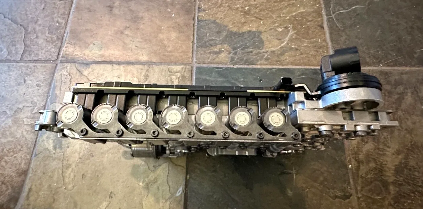 Mercedes-Benz Electrohydraulic Valve Body Control Unit 7252709917 / 7252778601 / 7252770801 image 3