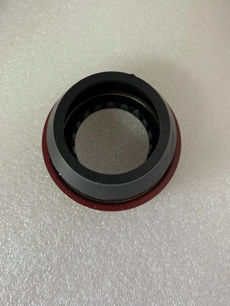 Duralast 4765 Automatic Transmission Extension Housing Seal image 3