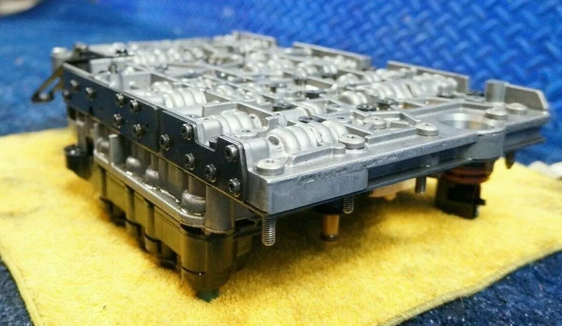 2006 Mercedes-Benz S430 Valve Body Mechatronics A2202770901 / A 220 277 09 01 image 4