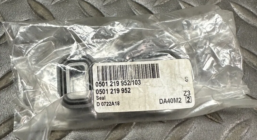 Automatic Transmission Adapter Plug 0501 219 952 for BMW 545i & 654Ci image 2