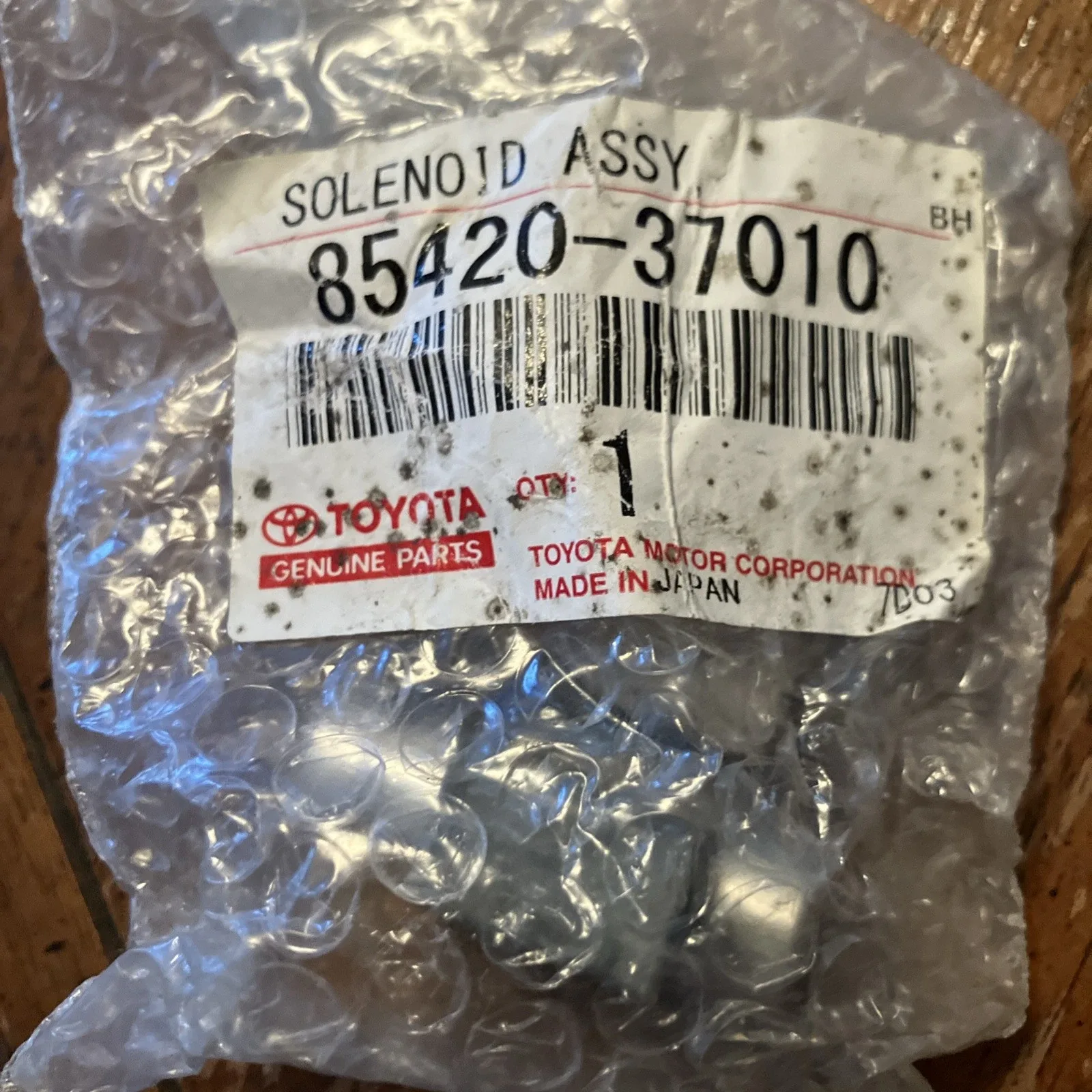Toyota control shift solenoid valve 85420-37010 (Dyna / Toyoace)
