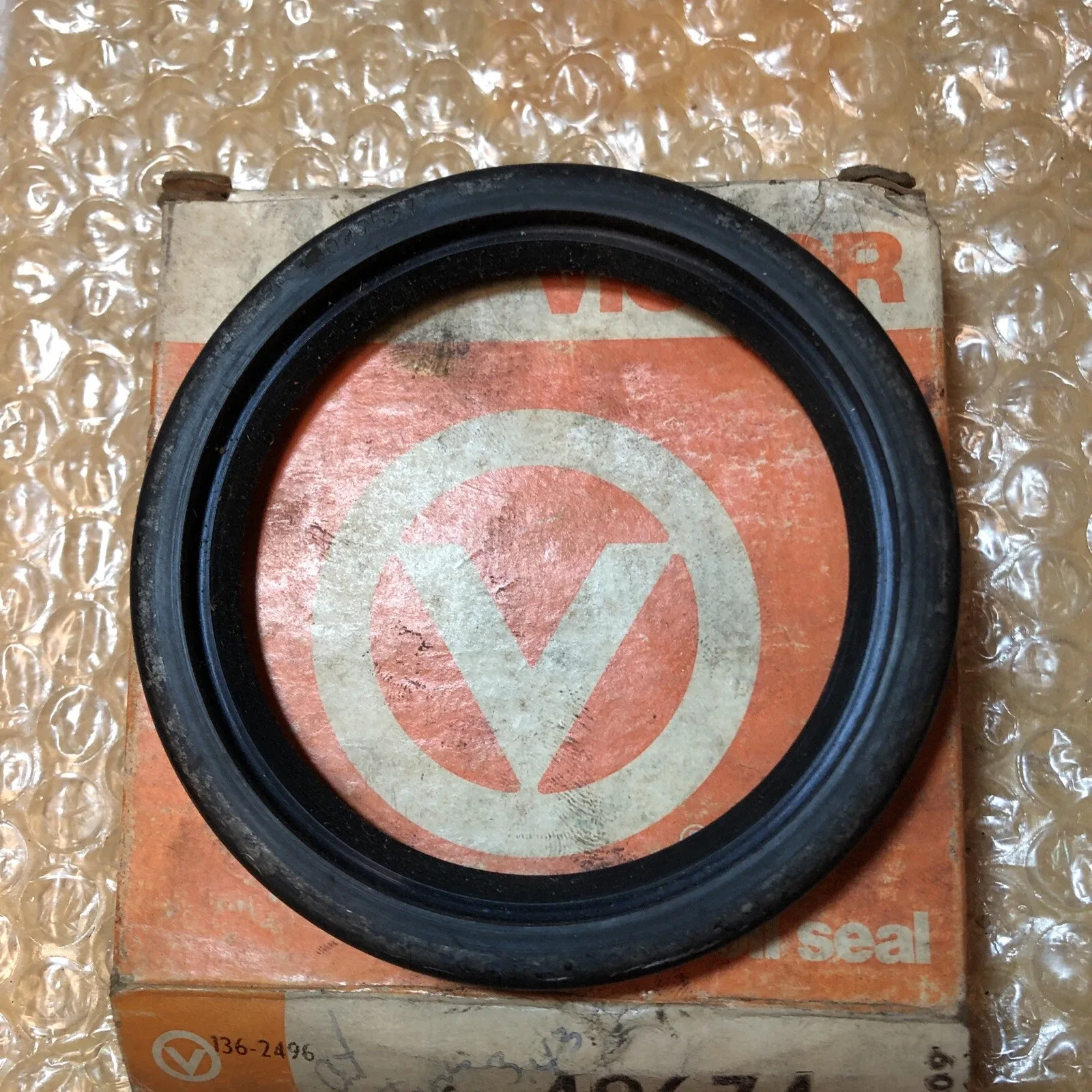 Victor 49674 (416664) Nitrile Multi-Purpose Oil Seal image 2