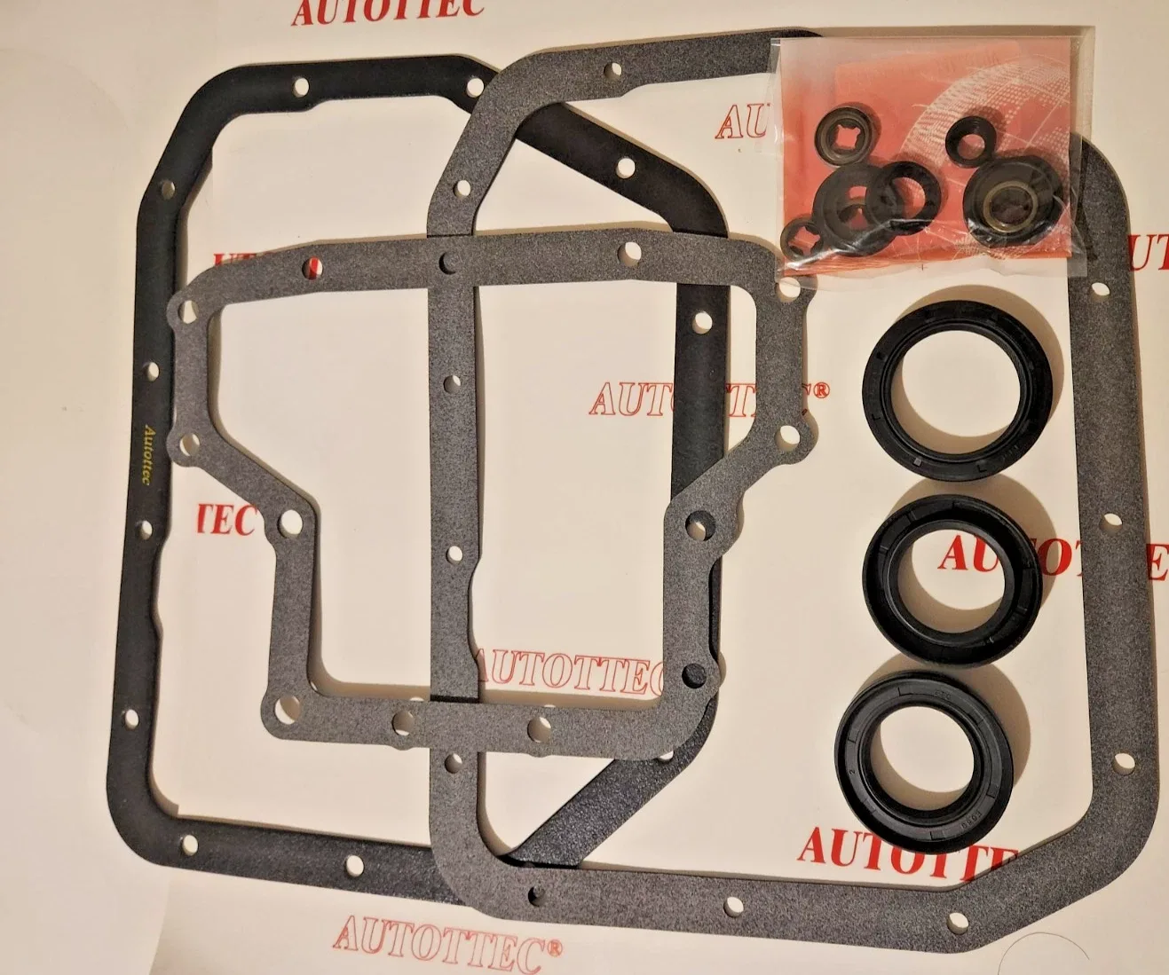 A4AF3/A4BF2/A4BF3 Transmission External Seal Kit & Pan Gasket 2000-Up — 42002LC K41408 image 2