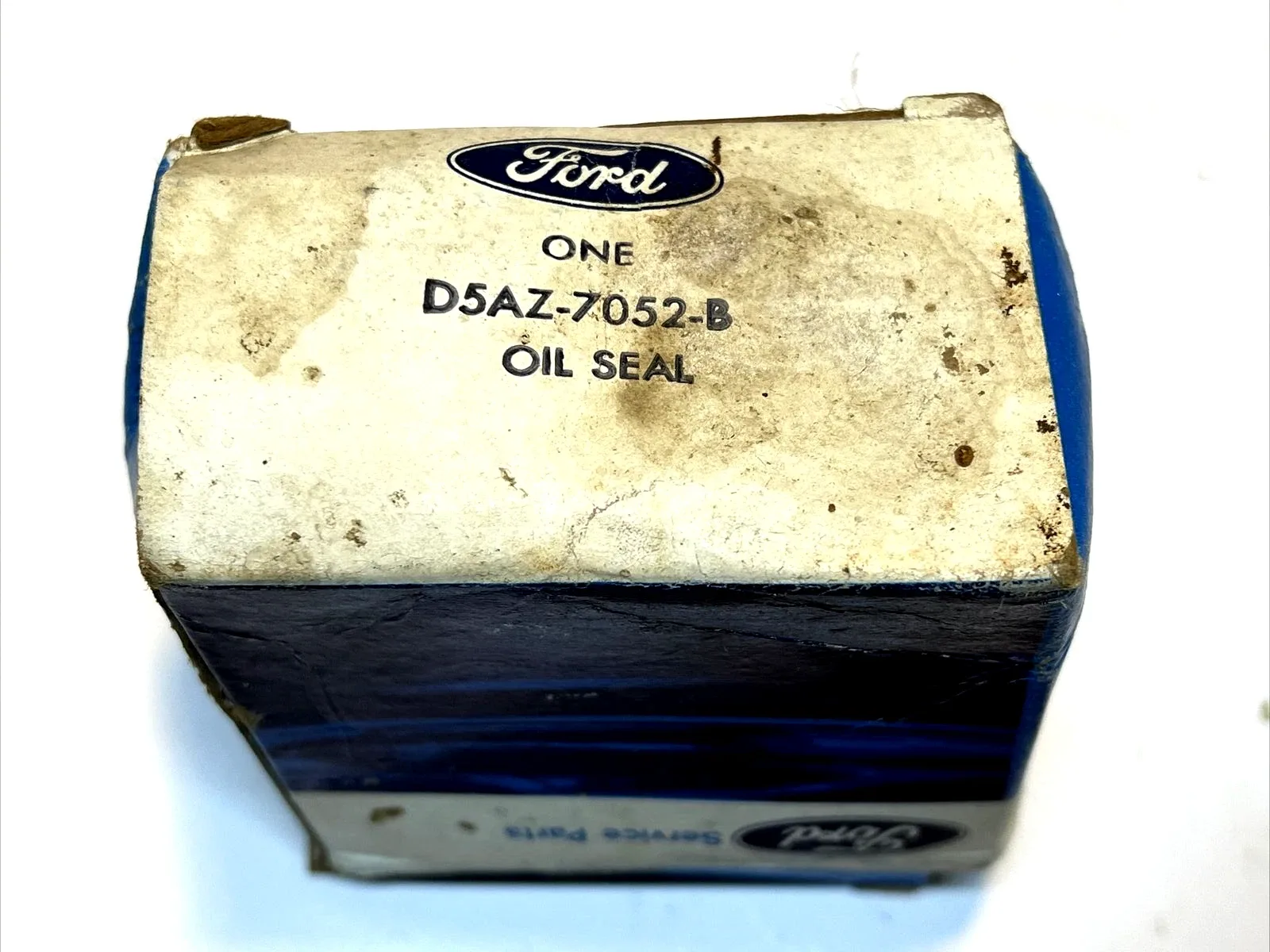 1975 Ford & Mercury Rear Tail Extension Housing Oil Seal D5AZ-7052-B image 2