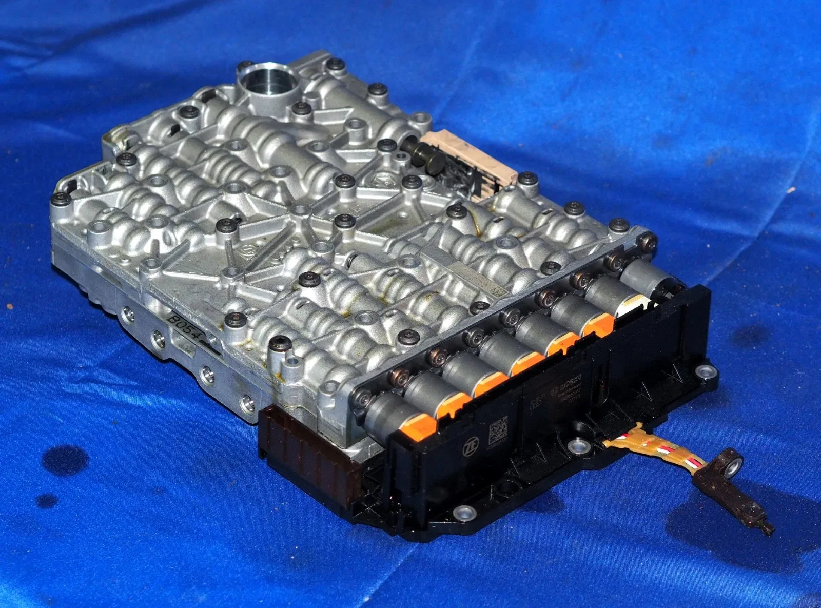 2011-2018 Porsche Cayenne 8-Speed Automatic Transmission Valve Body - Audi OEM