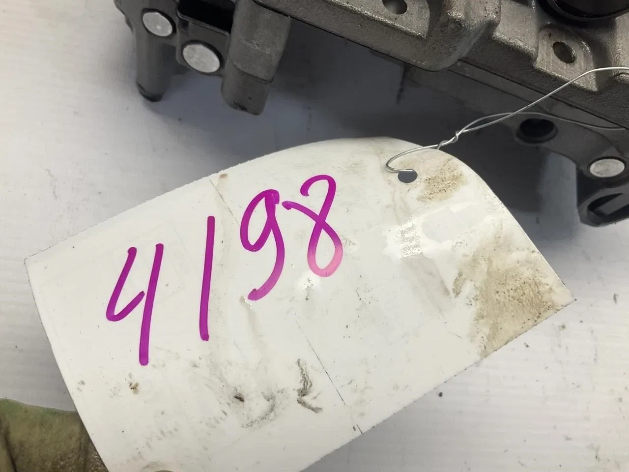 2008-2010 Volvo S80 Transmission Valve Body TF80SC/TF81SC image 3