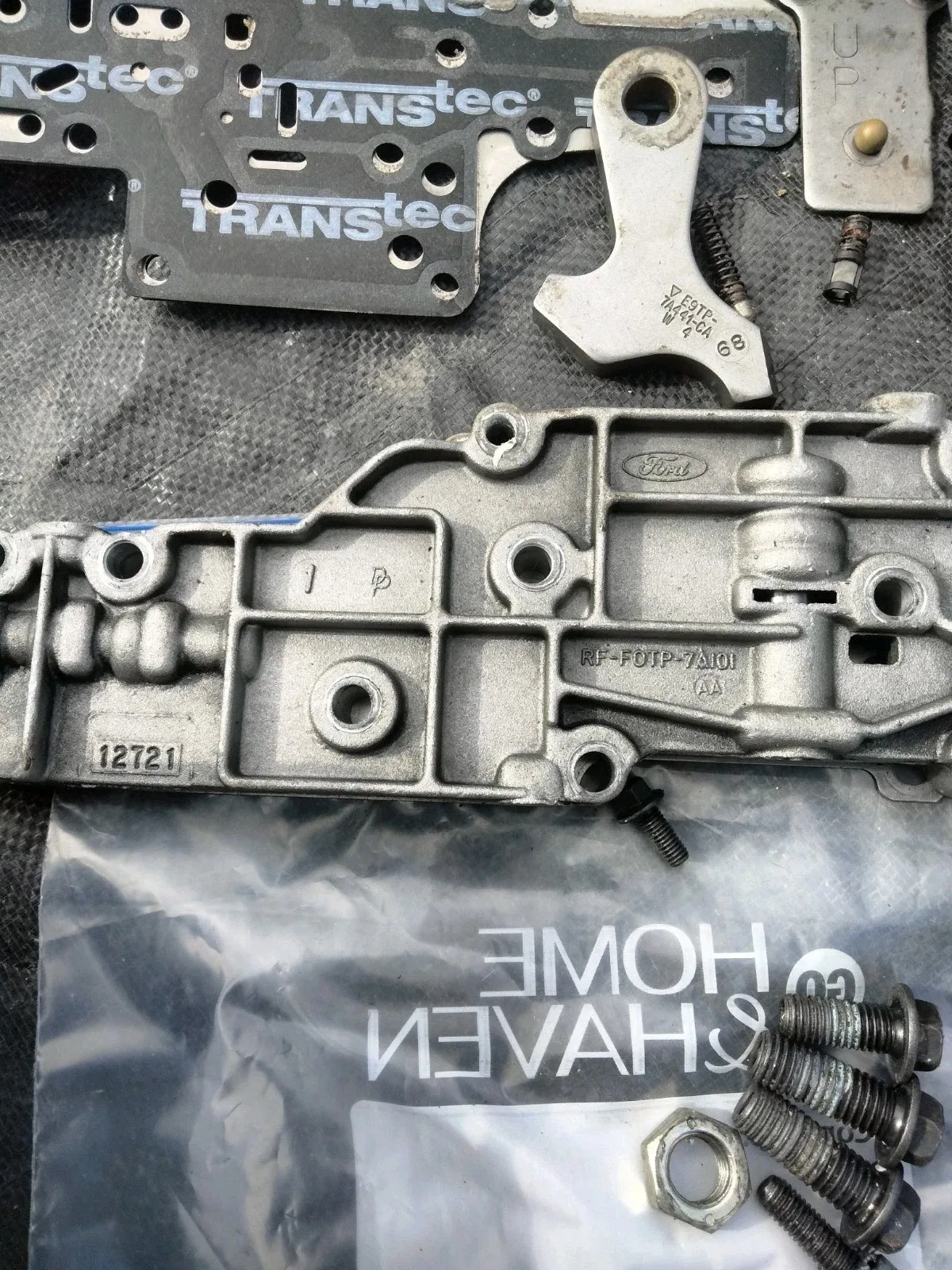Ford E4OD Valve Body (7.5L) - Used image 3