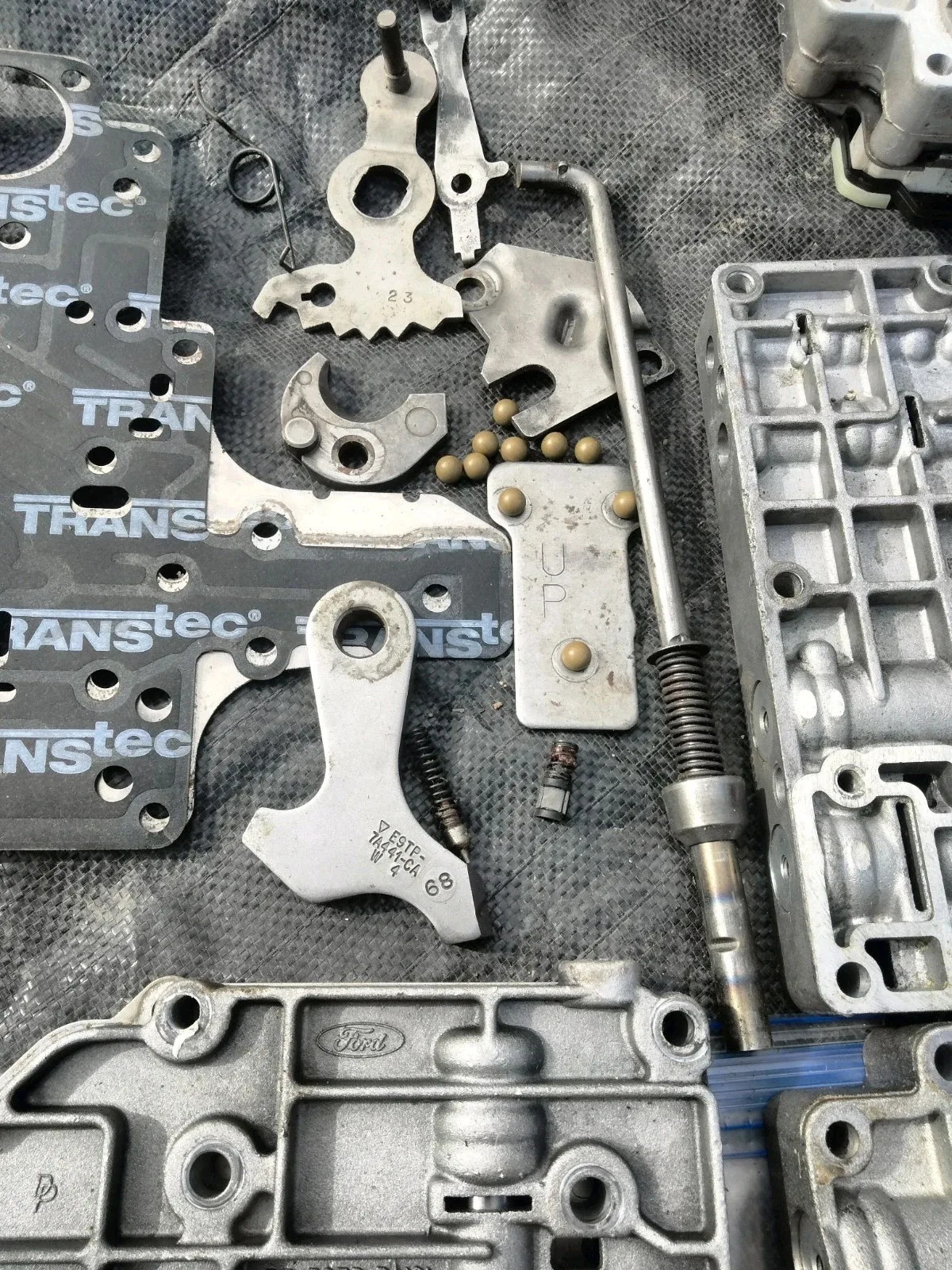 Ford E4OD Valve Body (7.5L) - Used image 4
