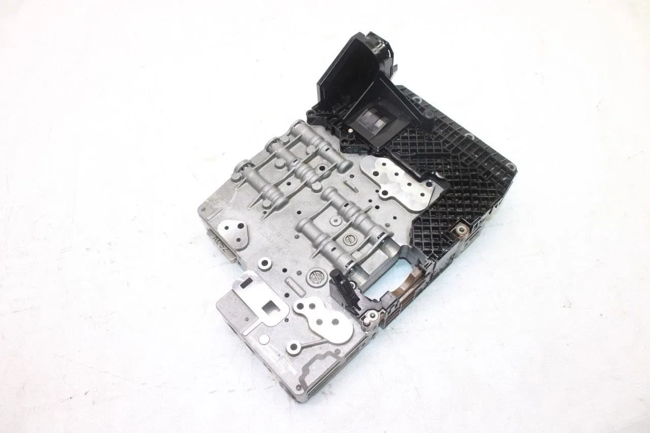2007 Jaguar XK Transmission Valve Body TCU C2P3768 image 3