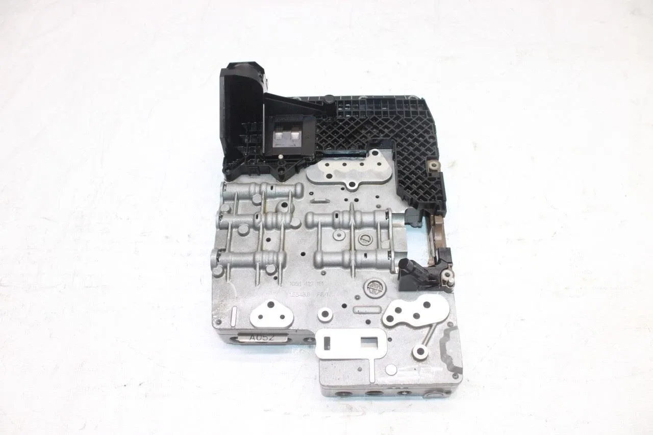 2007 Jaguar XK Transmission Valve Body TCU C2P3768 image 4