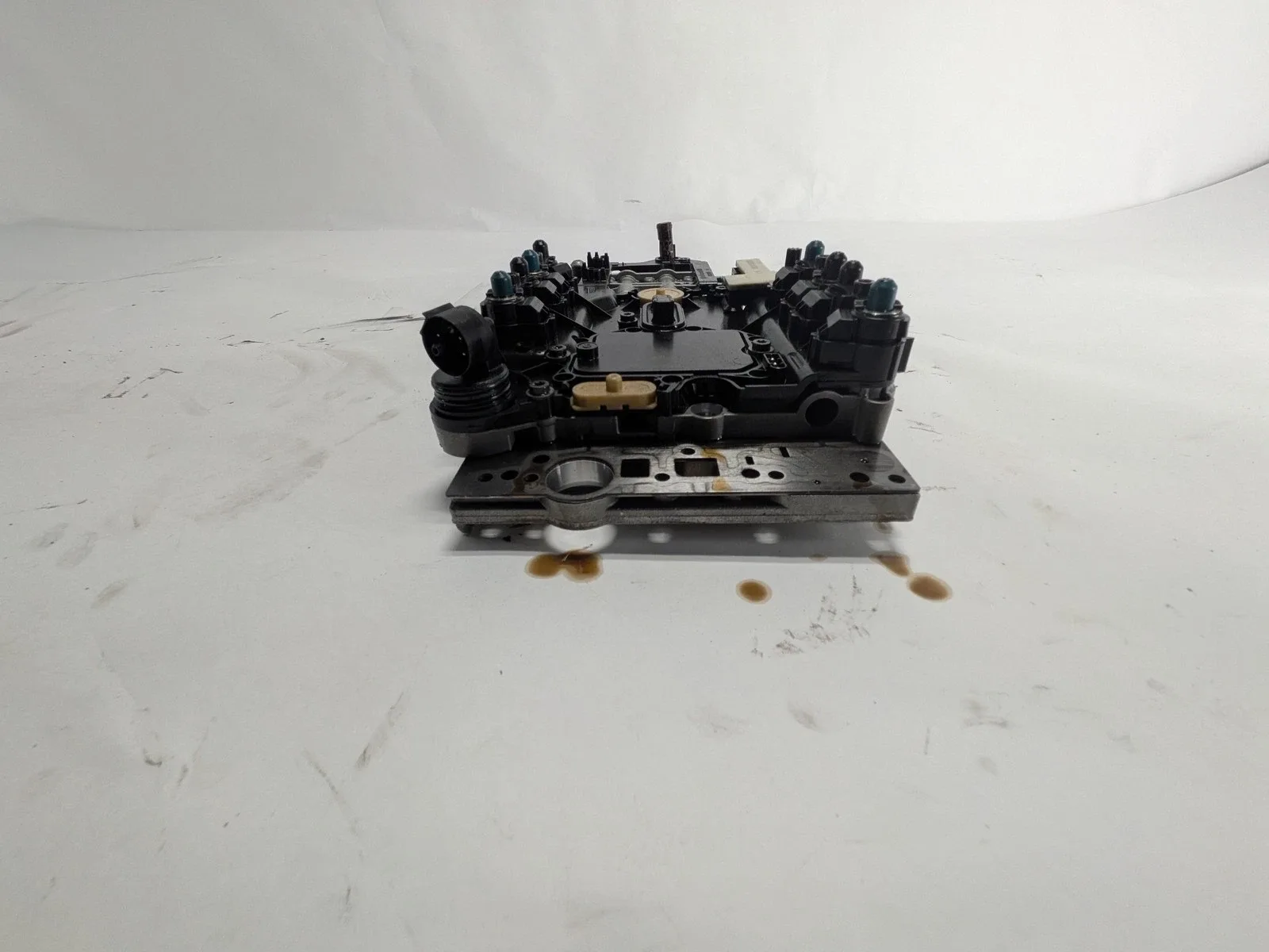 2014-2016 Mercedes GL/ML 722.9 Valve Body Block A0009017100 image 4