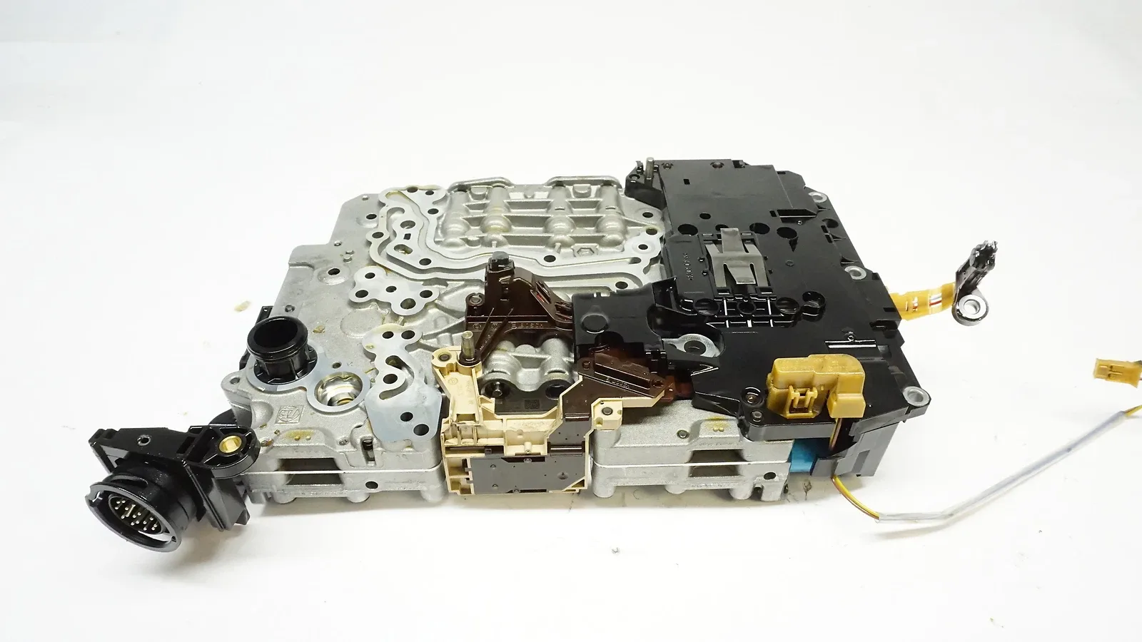 2013-2016 Audi A4 ZF Transmission Valve Body 8K1927158 image 2