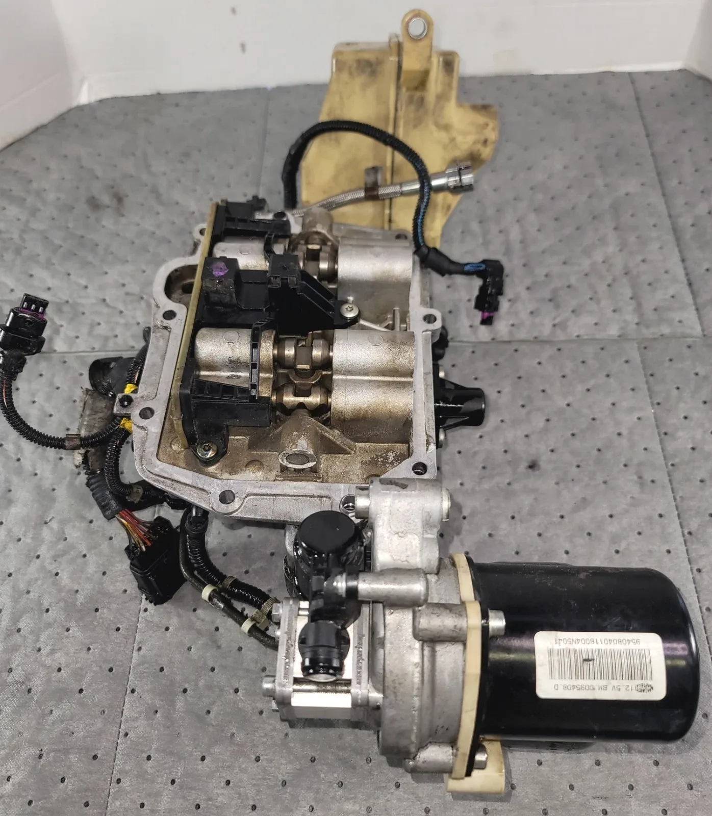 2013-2016 Fiat 500L Hydraulic Transmission Shift Actuator Valve Body - 68445377AA image 4