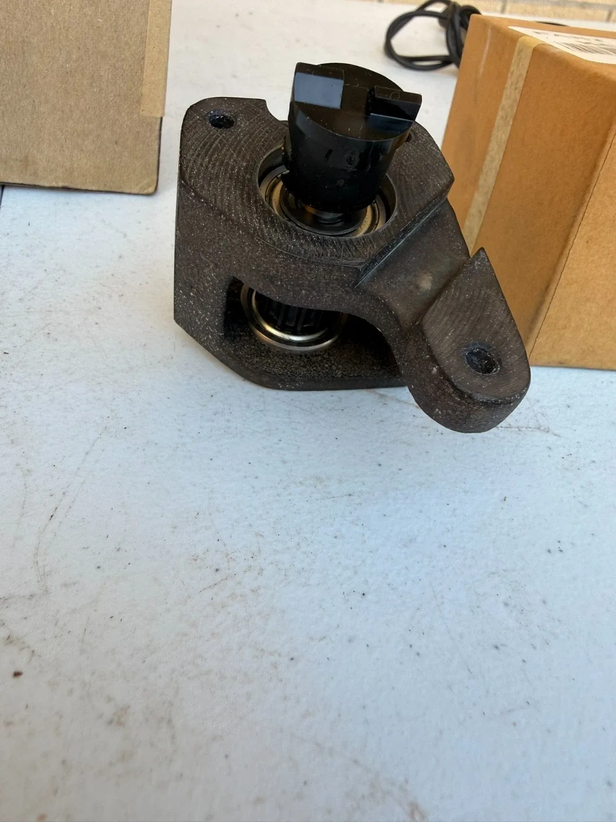 Drive Module KCA11253 Bearing Housing with Splined Shaft - Used