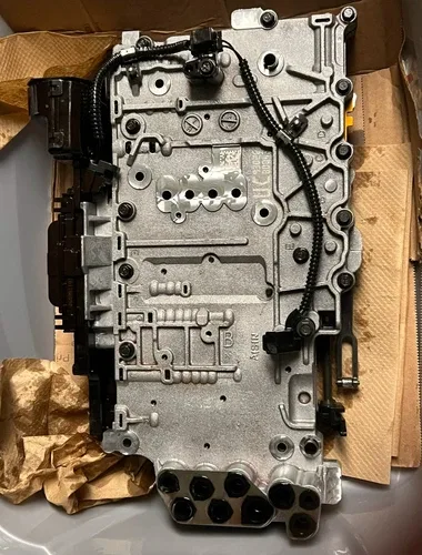 2010+ GMC 6L80 Valve Body with TCM & Solenoids – 6L80E image 2