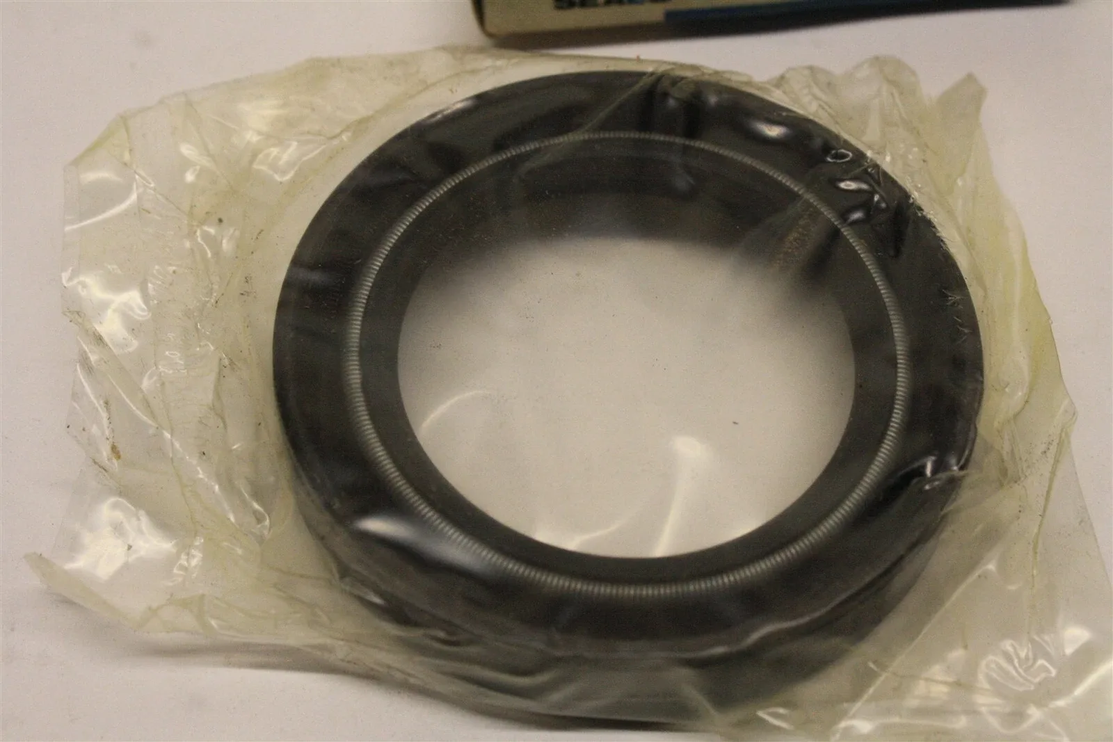 Weston WRM131 Front Wheel Seal for Borg-Warner T35 (fits Hillman, Sunbeam, Volvo) image 2