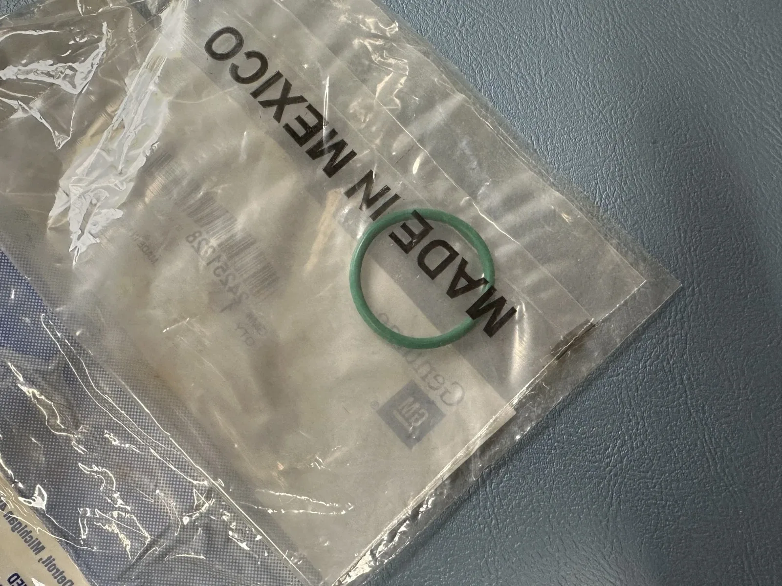 2010-2011 Cadillac STS 4.6L GM OEM Trans Case Seal O-Ring 24251228 image 2
