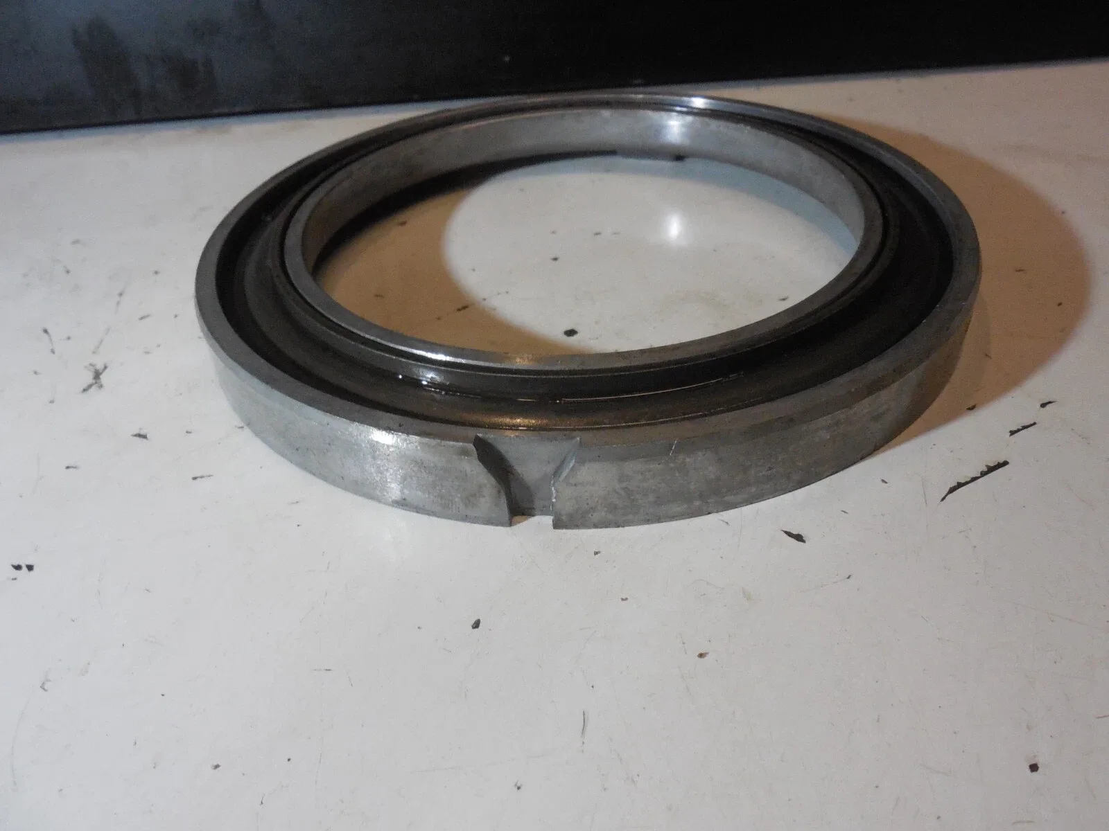 2000-2007 Jaguar S-Type 3.0 V6 Automatic Transmission Ring Gasket Oil Seal image 3