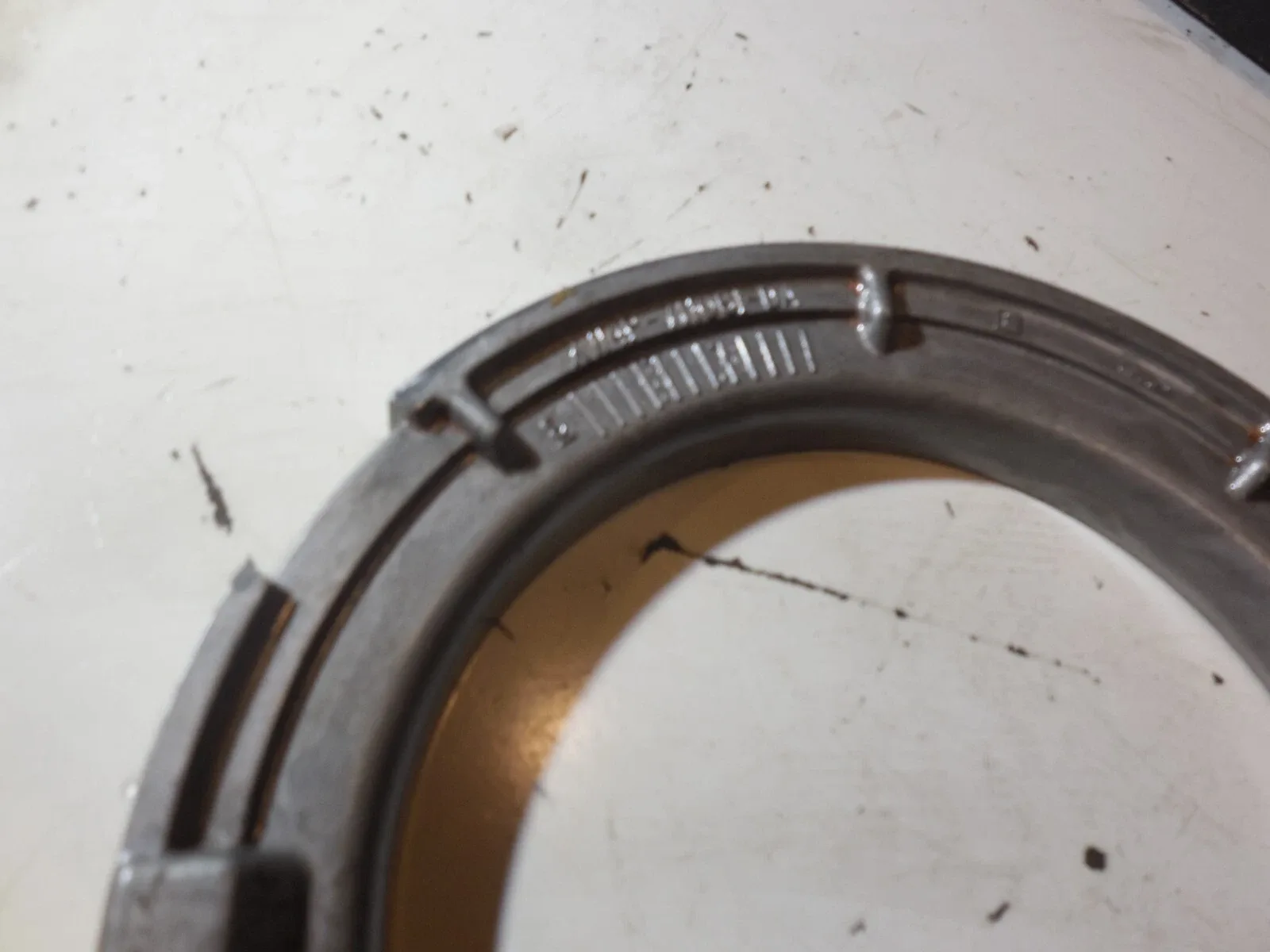 2000-2007 Jaguar S-Type 3.0 V6 Automatic Transmission Ring Gasket Oil Seal image 4