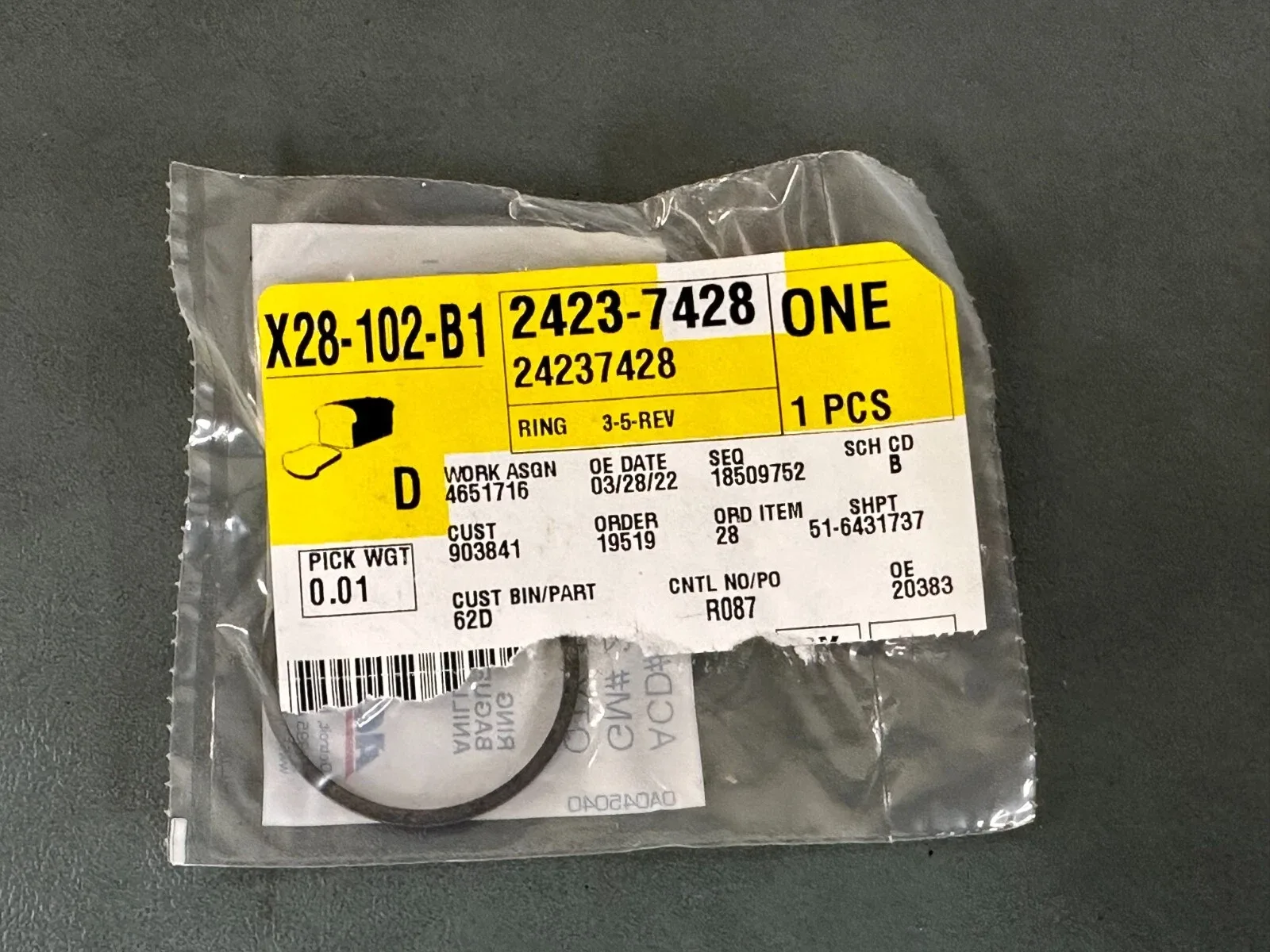 GM OEM NOS 24237428 3-5-Reverse 4-5-6 Clutch Fluid Seal 2020-2021 Cadillac XT5 image 2