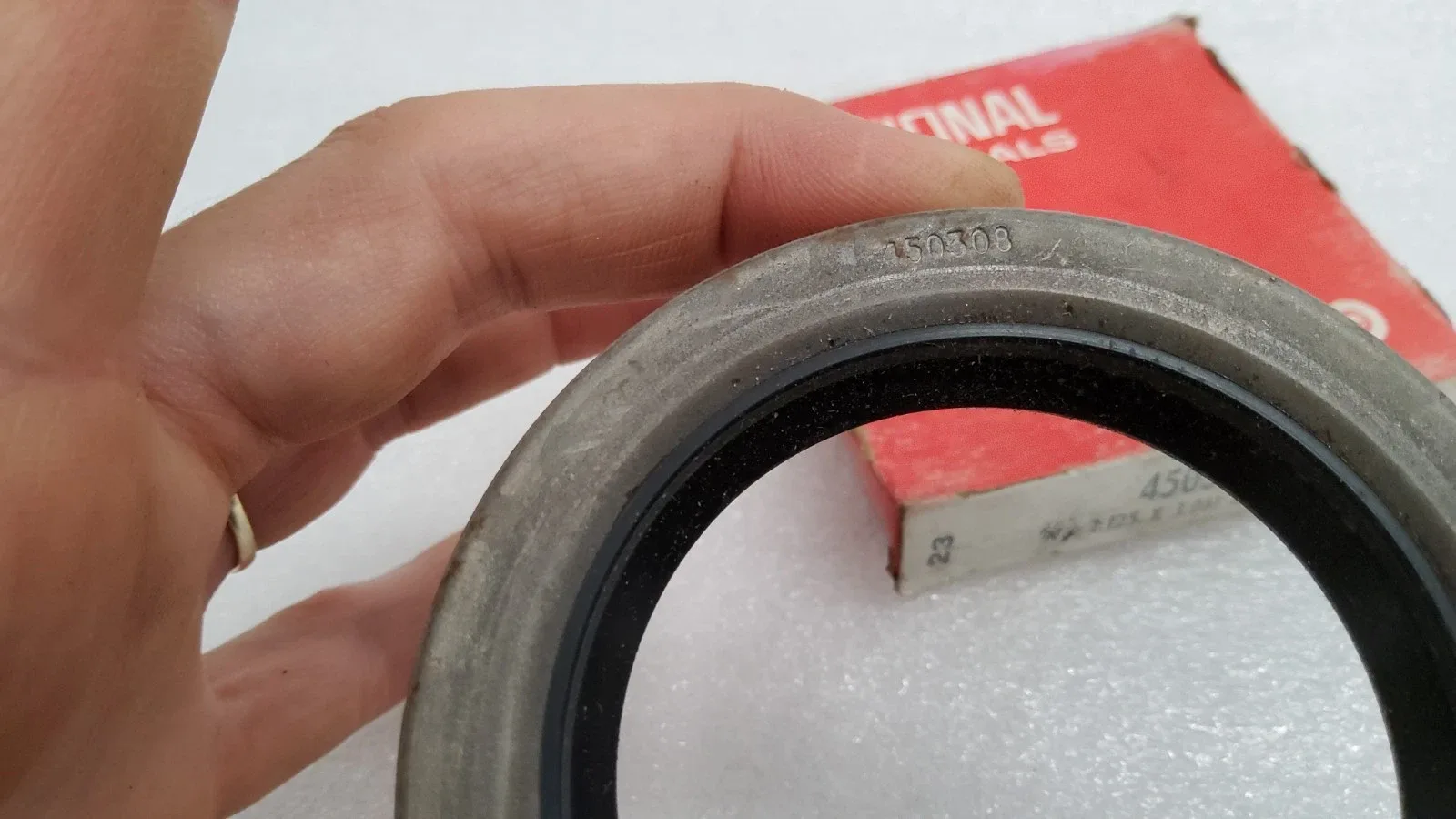National Oil Seal MPN 50308 (Interchange 450308) 2.125x3.061x500 image 2