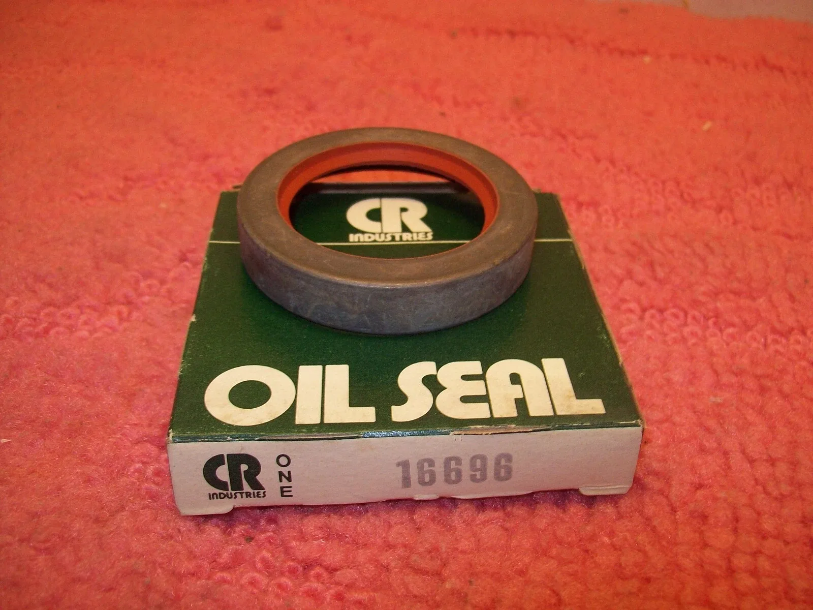 CR Industries Multipurpose Oil Seal 16696 (Chicago Rawhide) MPN 16696 image 2