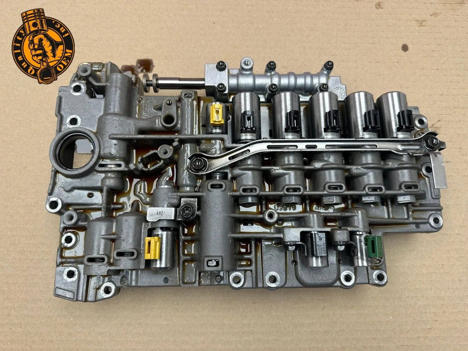 2011-2018 Porsche Cayenne / 2012-2016 Panamera 3.0L Hybrid AT Valve Body OE 95832503910 image 2