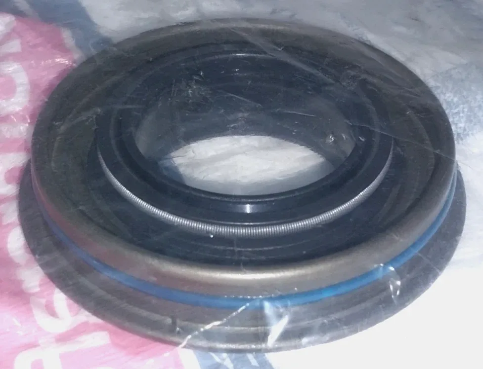 Ford Output Shaft Seal JM5Z-1S177-A / BRS-195 image 4