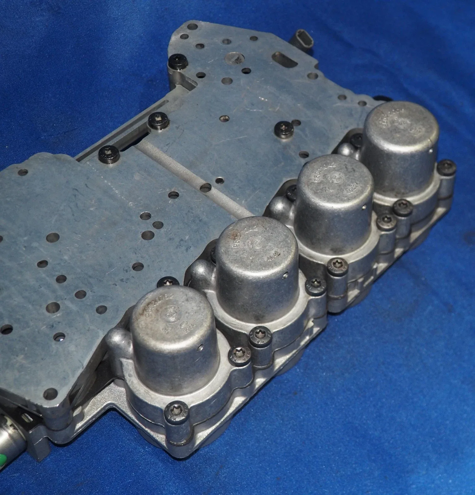 1999-2006 BMW E46 E39 E53 X5 5L40E Valve Body 96020473 image 2