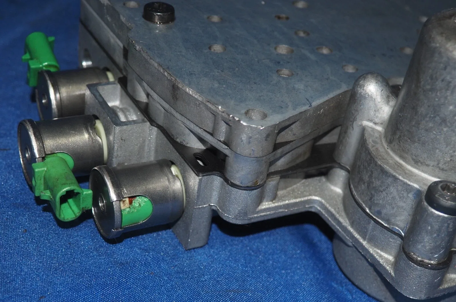 1999-2006 BMW E46 E39 E53 X5 5L40E Valve Body 96020473 image 4