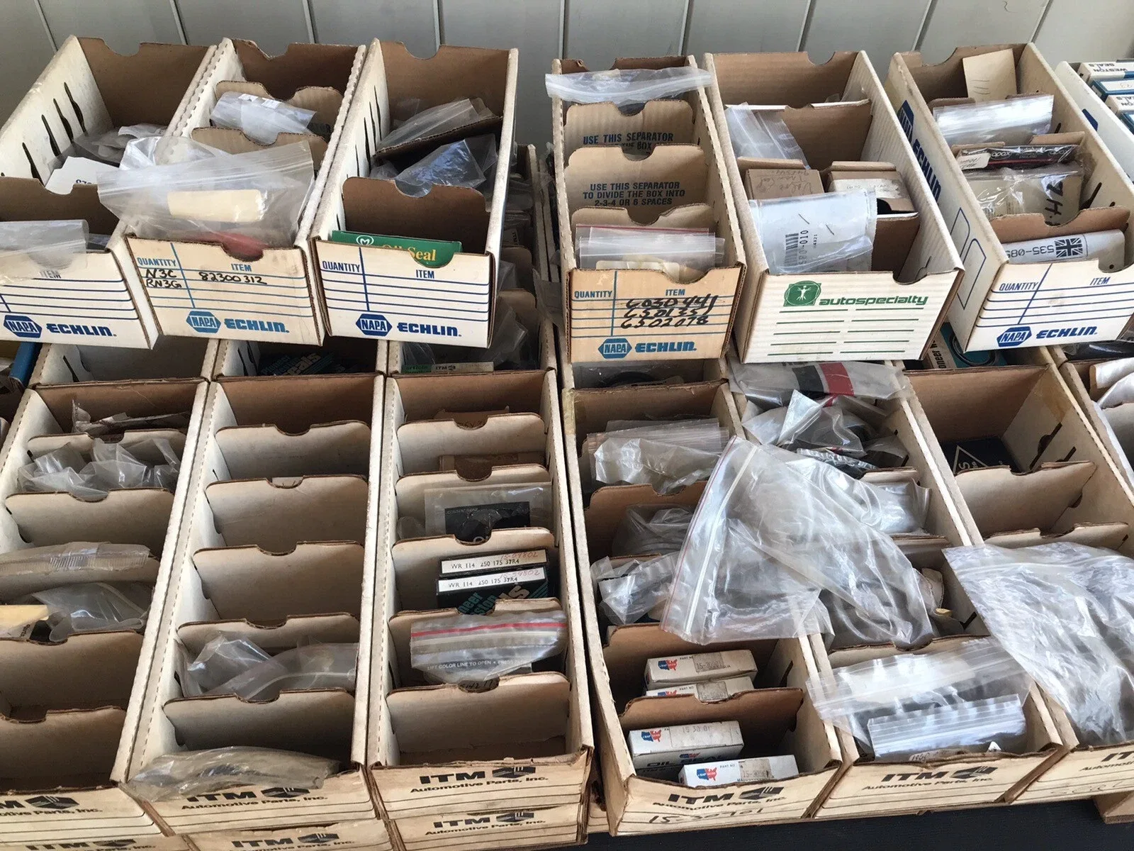 National Oil Seals Transmission/Engine/Differential Seal Bulk Lot - 971 Pcs image 3