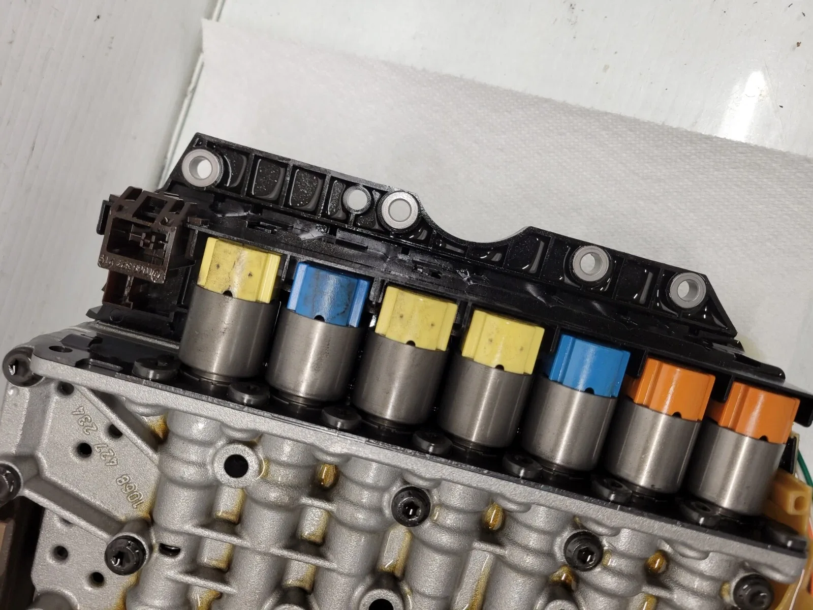 2010 Audi A5 2.0L Transmission Valve Body with Solenoids image 3