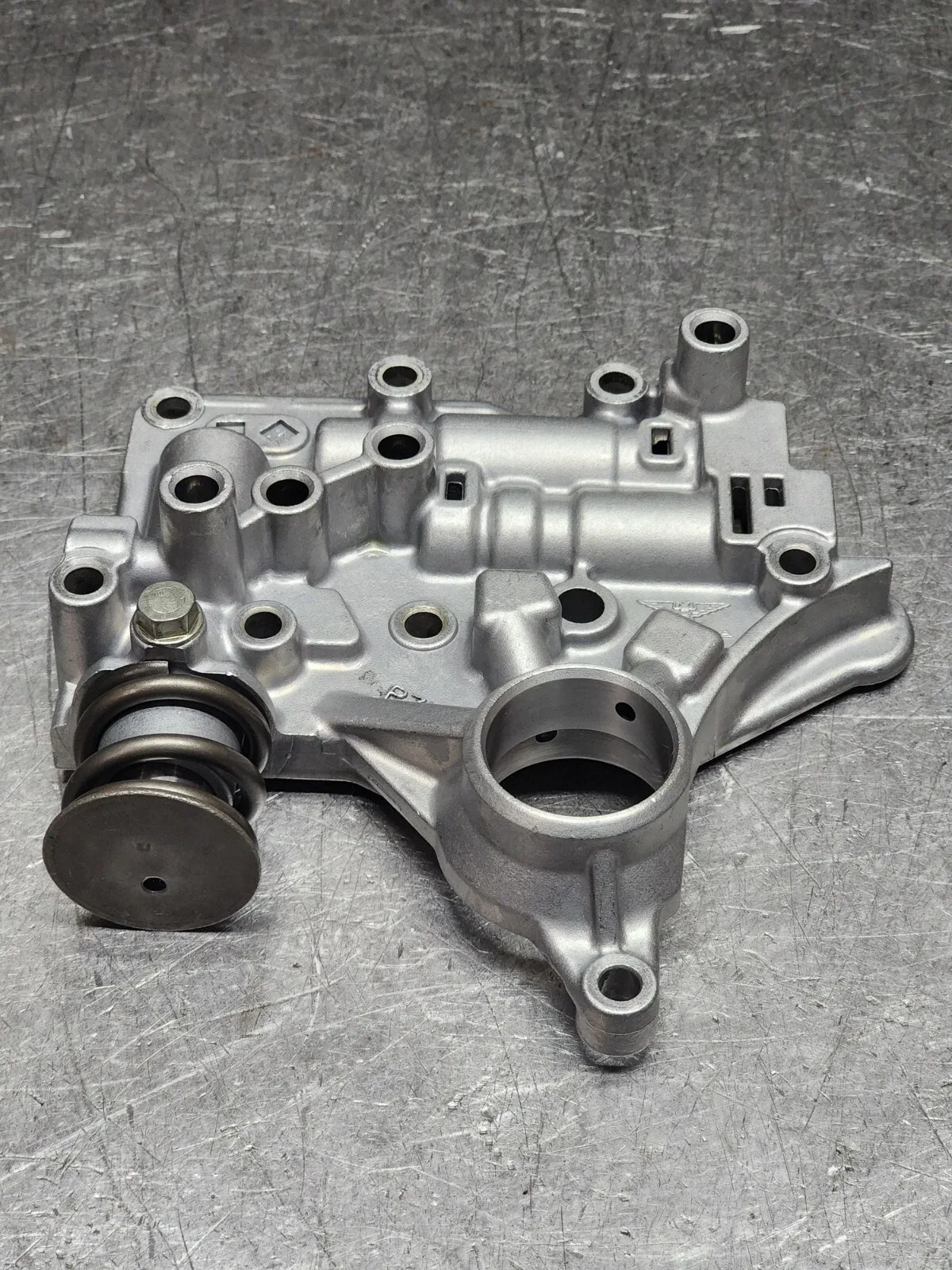 5-Speed Honda Valve Body / Regulator Body P7W image 3