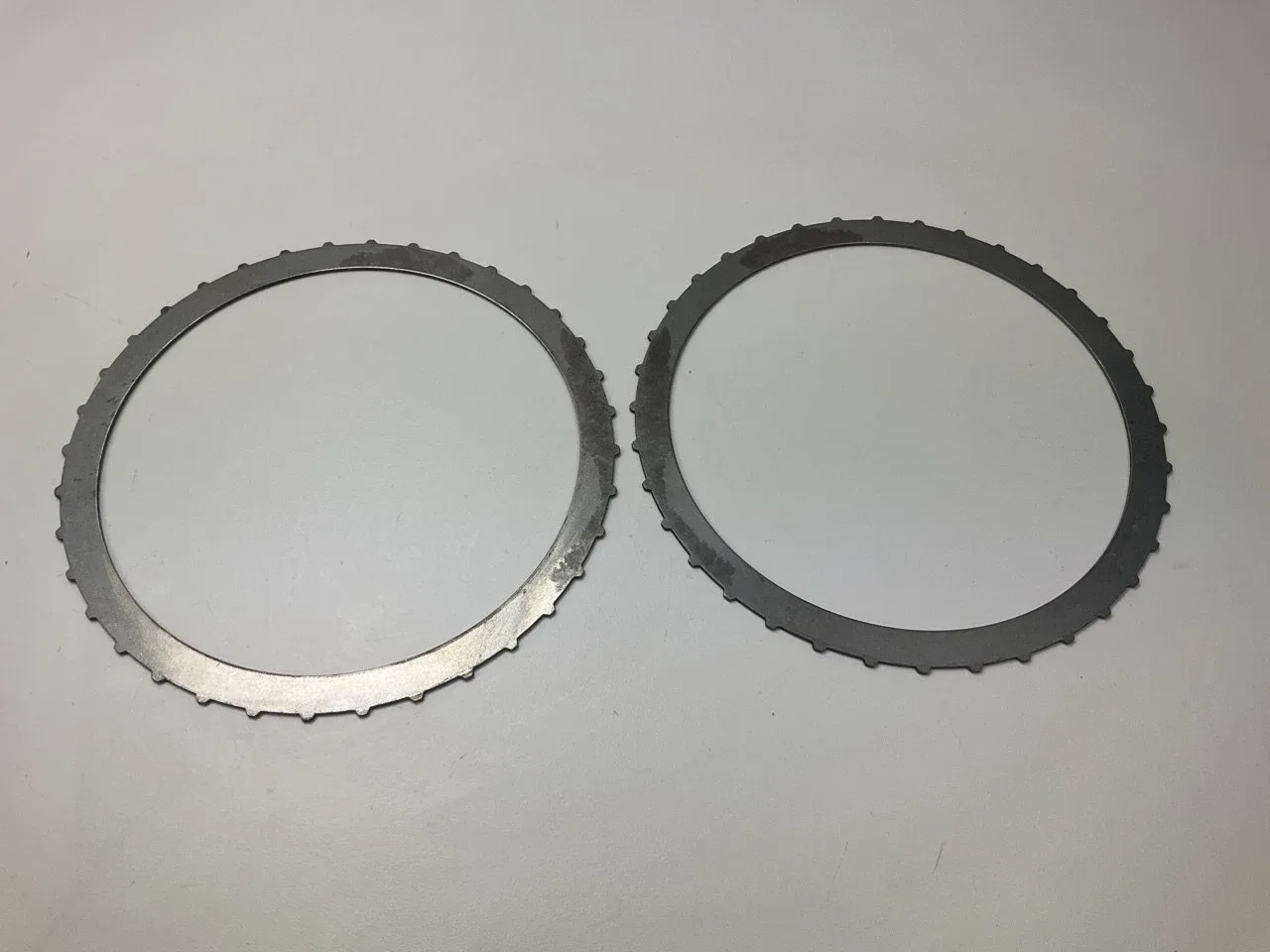 Ford Automatic Transmission Intermediate Clutch Plate E2FZ-7B442-A (MPN E2FZ-7B442-A-2) image 2