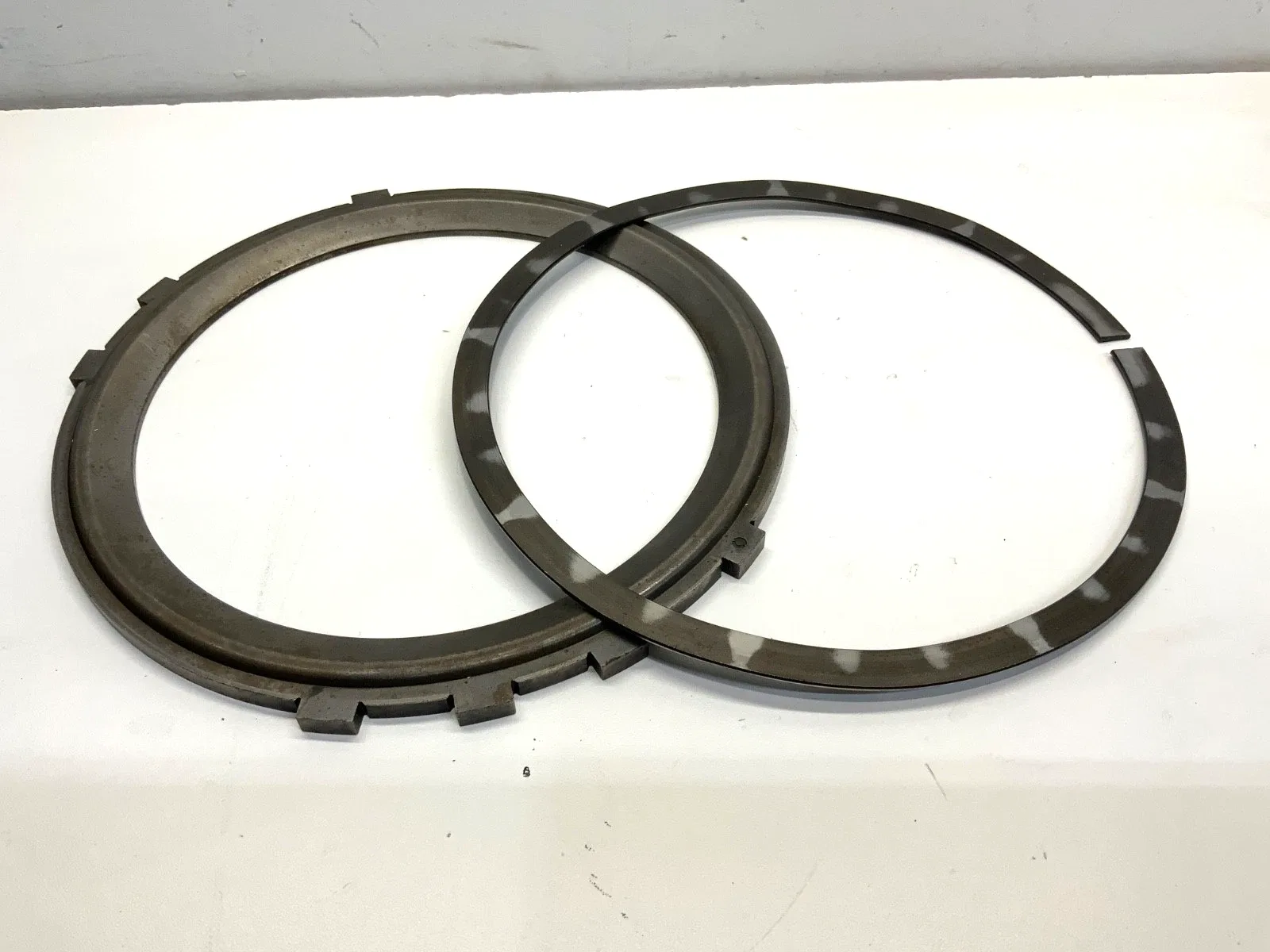 GM TH350 Turbo Automatic Clutch Pressure Plate & Wave Plate – TH350/350 TURBO TRANS PART PLATE CHEVROLET BOP
