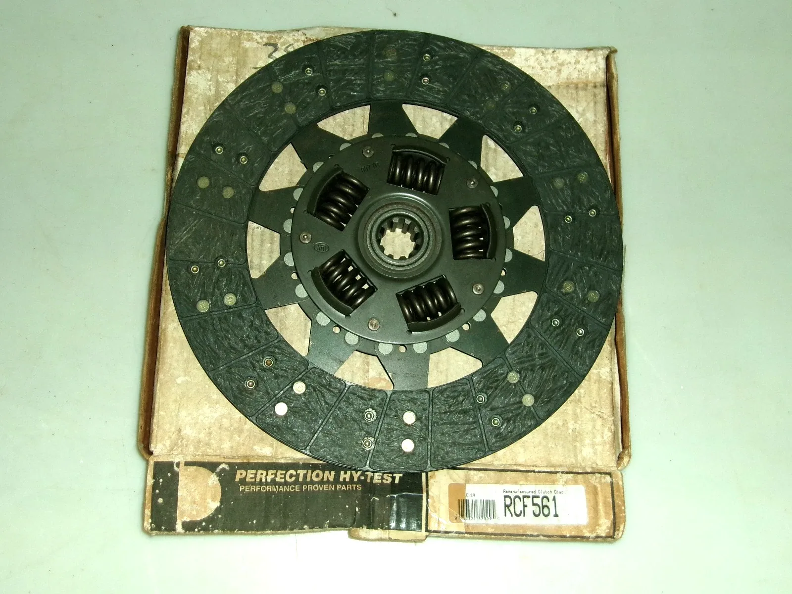 1962-1991 GM/CHEVY V8 12" Clutch Disc RCF561 image 2