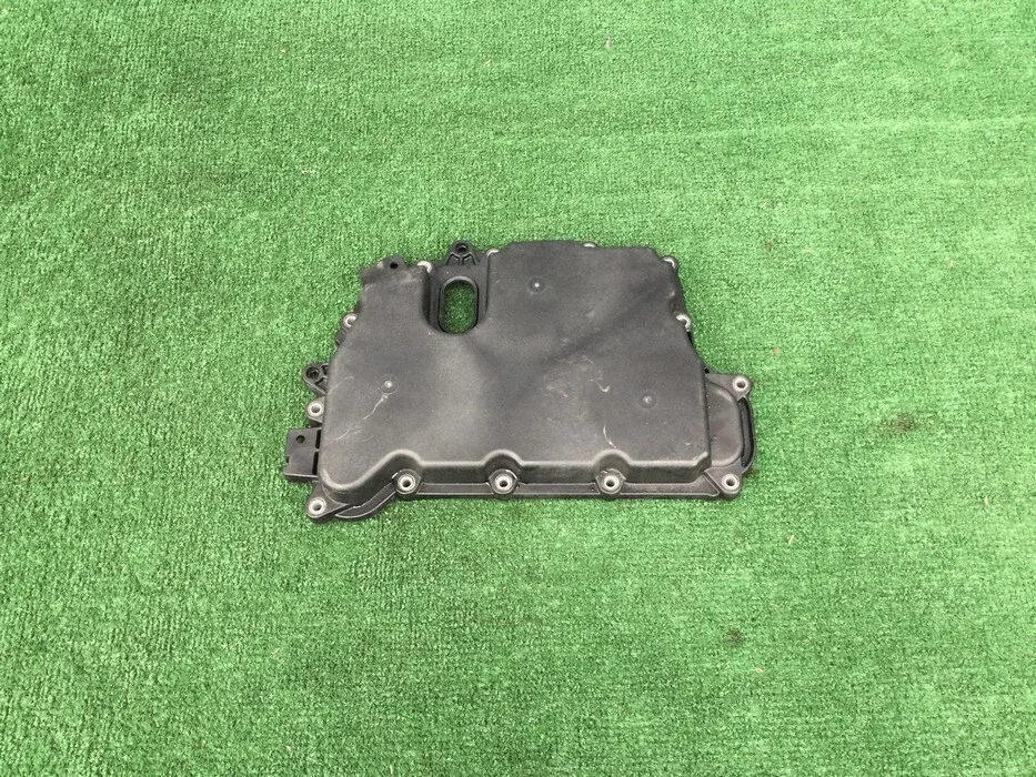 2015 Chevrolet Cruze 1.4 Valve Body Cover OEM image 3