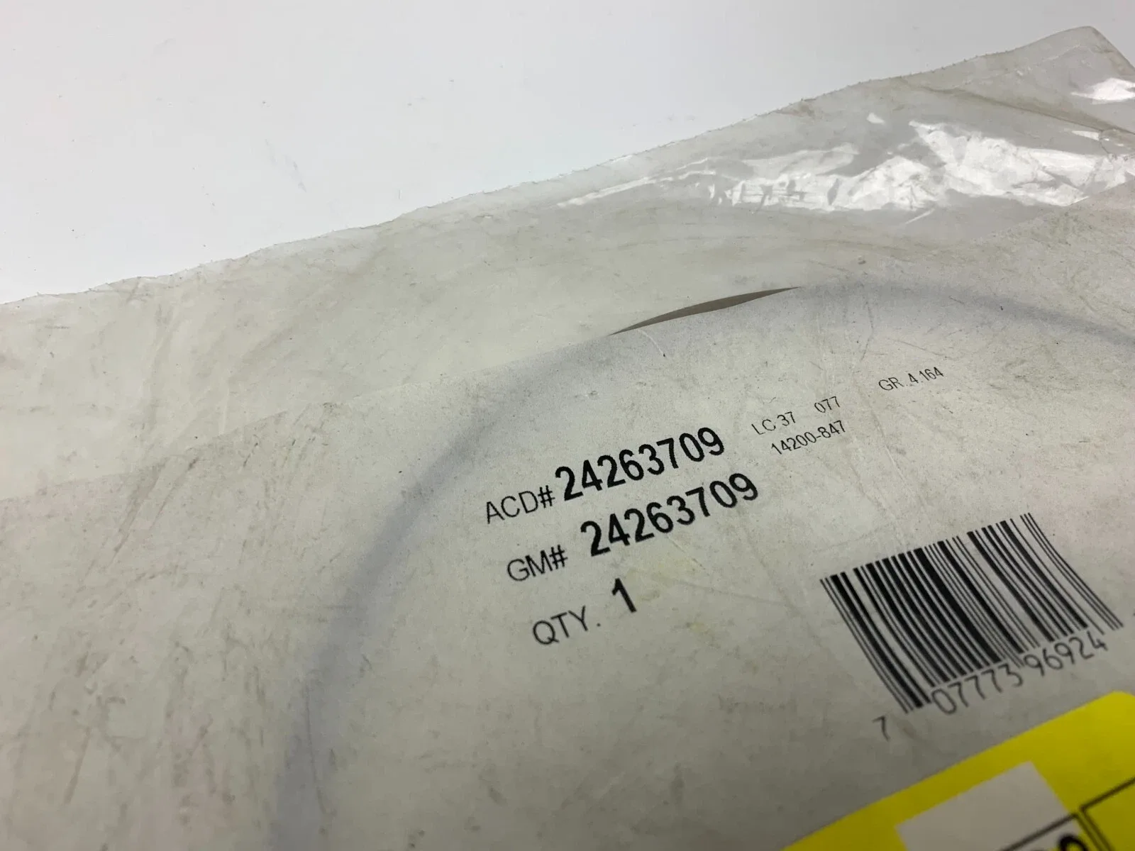 GM 24263709 Automatic Transmission 2-6 Clutch Spring Retaining Ring image 2