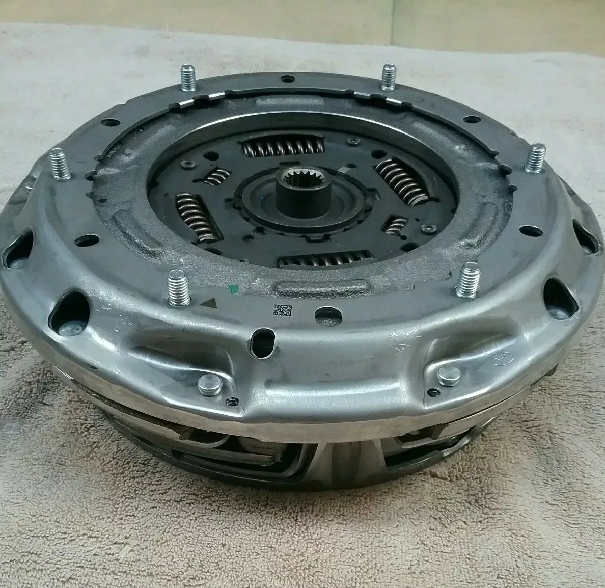 LuK Clutch Pressure Plate FA6Z-7B546-A for Ford Fiesta / Focus (DPS6)