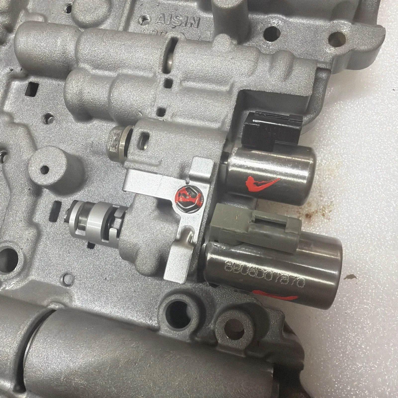 Aisin Valve Body 89010 (Used) image 3