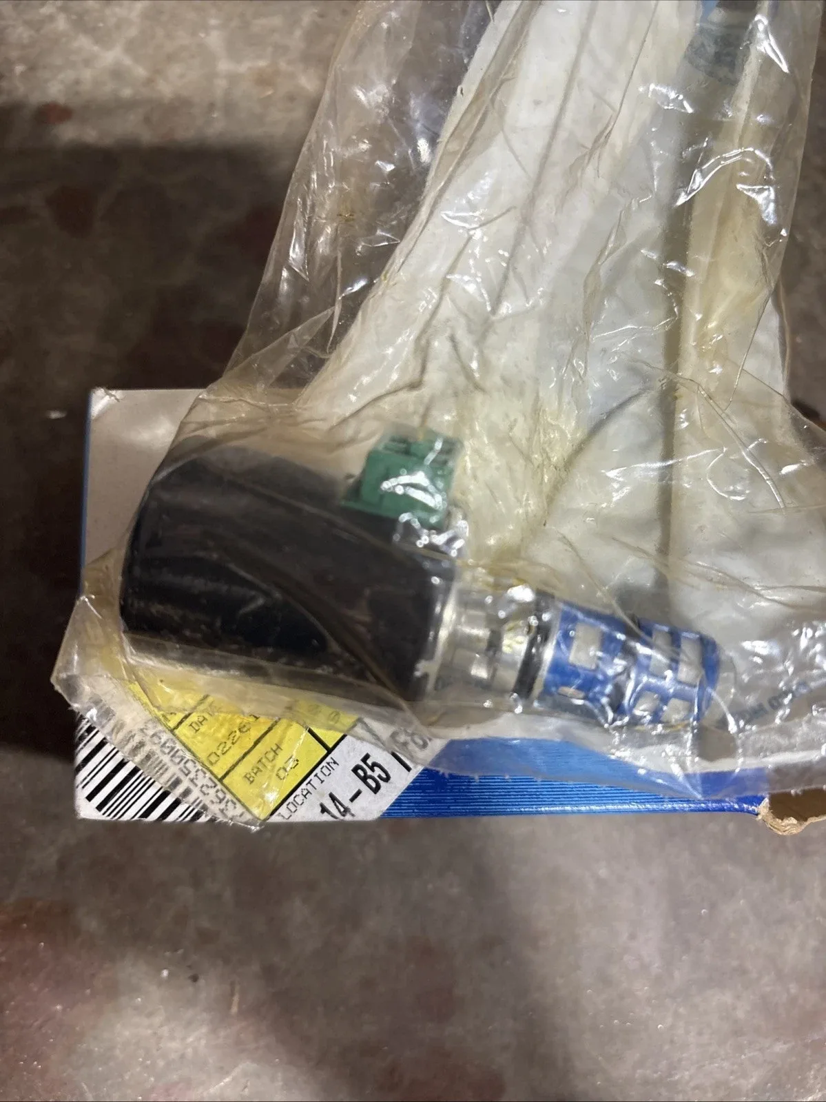 Ford 4R70W EPC Pressure Control Solenoid F8AZ-7G383-AB (NOS) image 2
